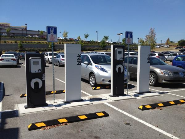 新能源汽車補貼轉向充電基礎設施推動光伏儲能等新能源技術發展 新能源汽車補貼轉向充電基礎設施推動光伏儲能等新能源技術發展